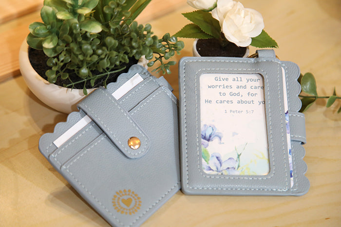 The Shareable Blessings Duo-Sided Card Holder