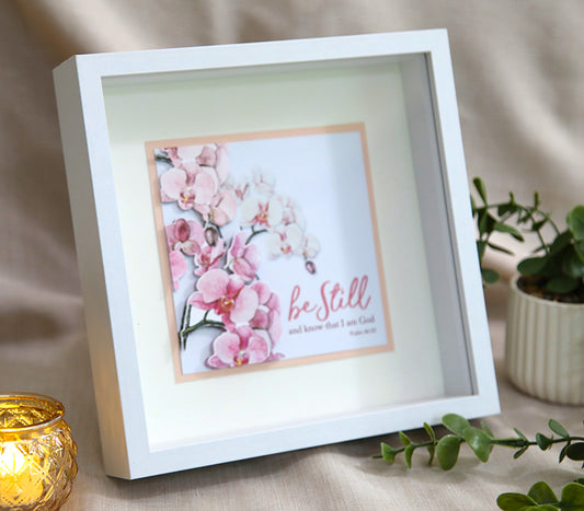3D Card Showcase Frame - White